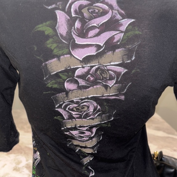 RARE Sinful by Affliction Rhinestone Black Graphic V-Neck Top with Rose - Picture 5 of 12
